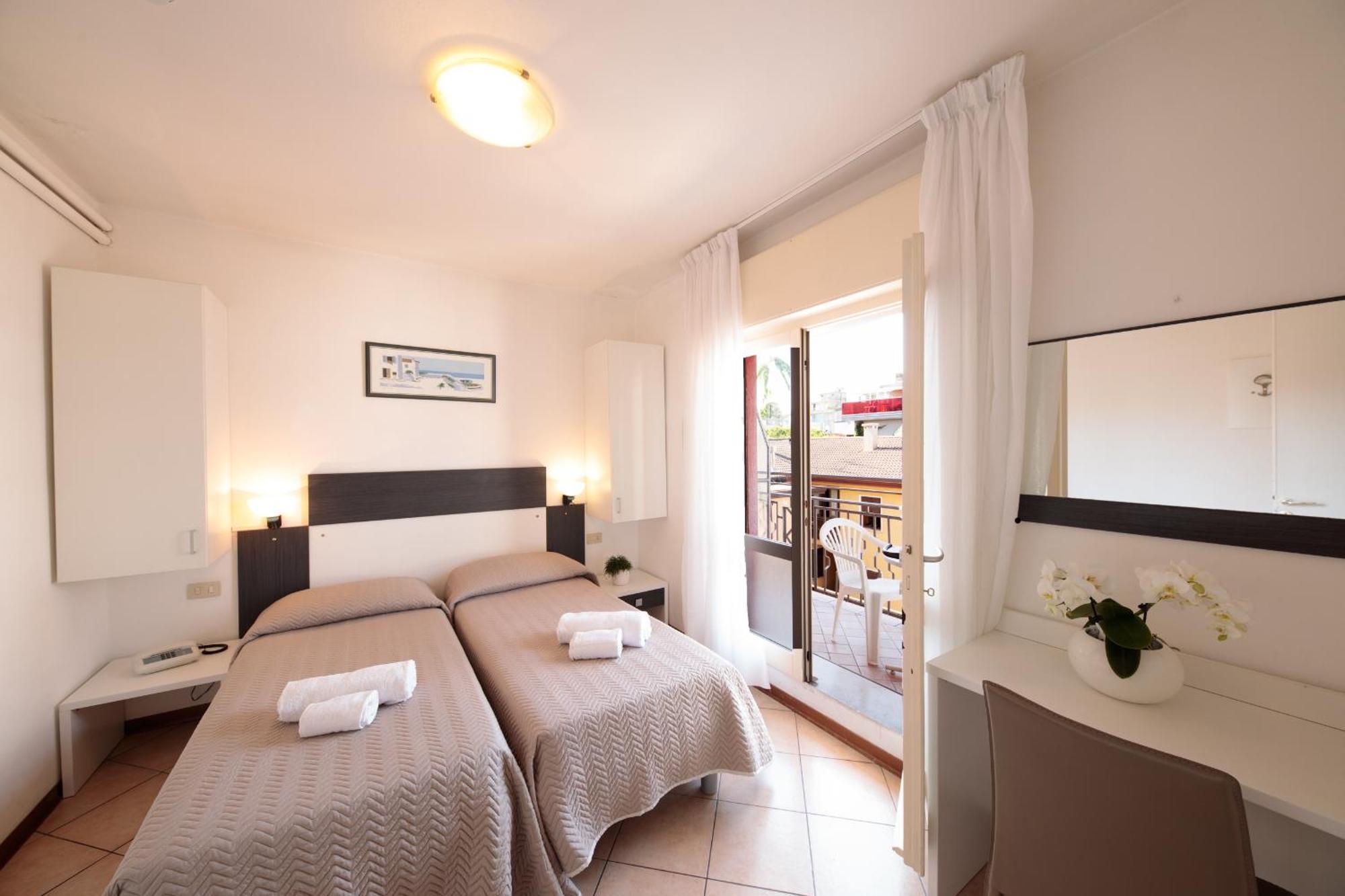 Hotel Madison Lido di Jesolo Ngoại thất bức ảnh