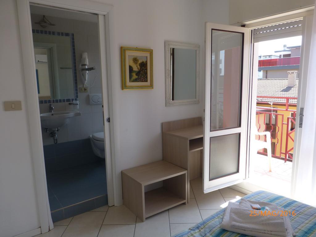 Hotel Madison Lido di Jesolo Ngoại thất bức ảnh