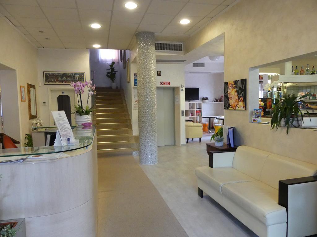 Hotel Madison Lido di Jesolo Ngoại thất bức ảnh