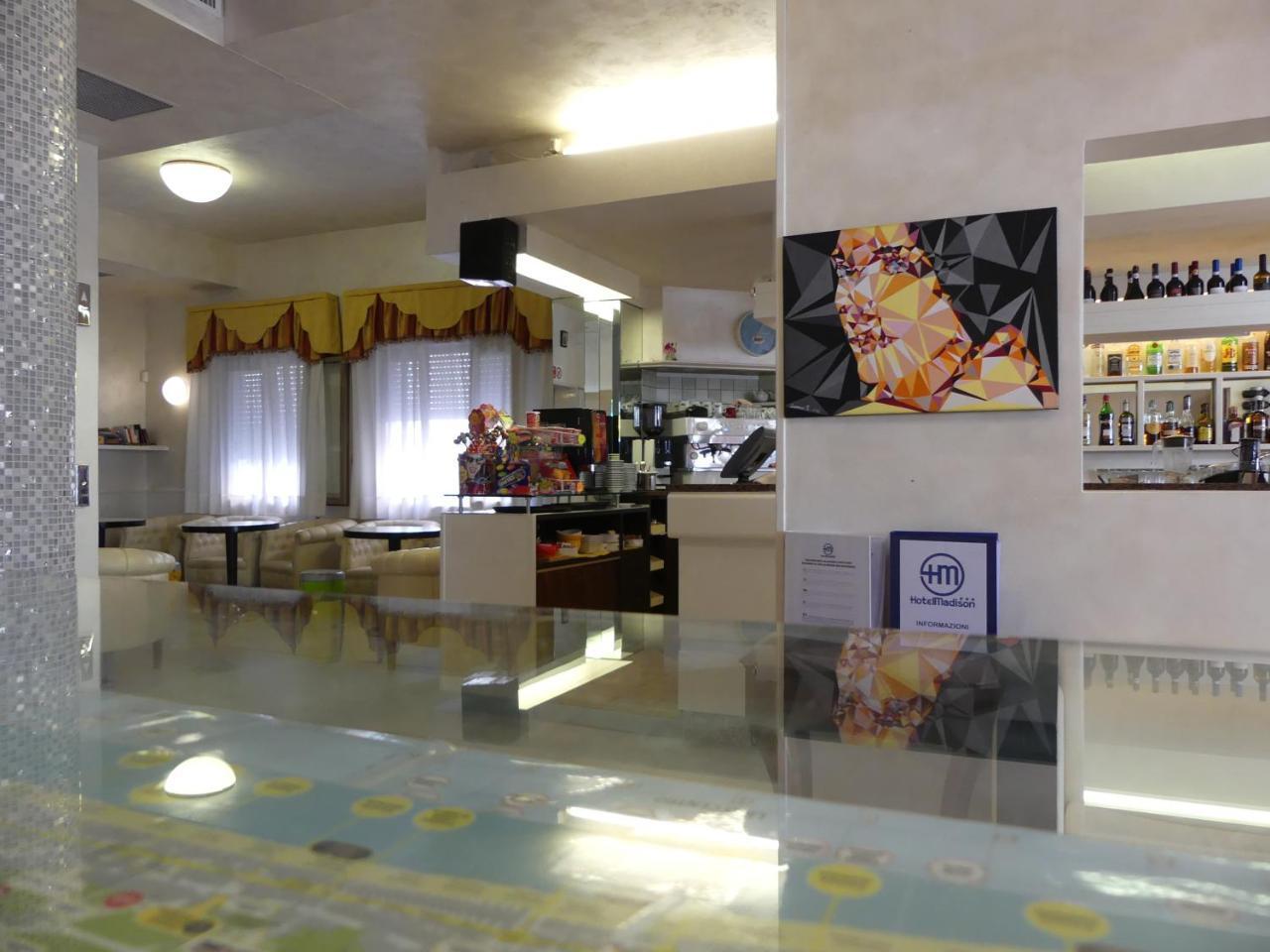 Hotel Madison Lido di Jesolo Ngoại thất bức ảnh