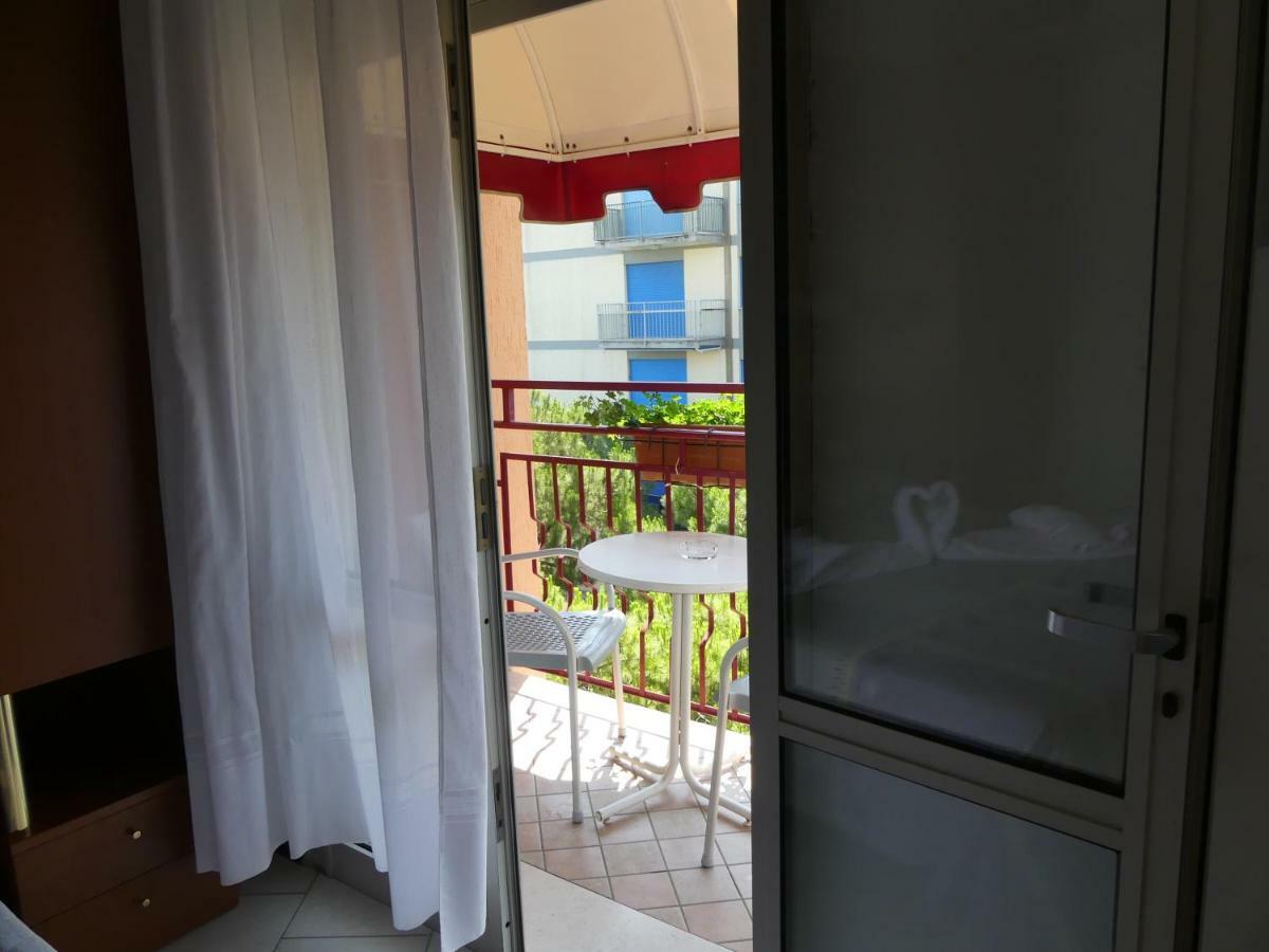 Hotel Madison Lido di Jesolo Ngoại thất bức ảnh